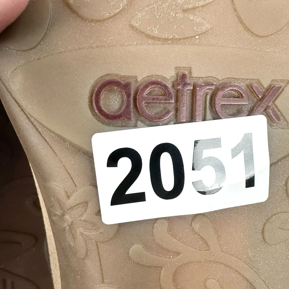 Aetrex Lindsey Beaded Thong Sandals Size 9 9.5 EU 40 Cream Arch Support